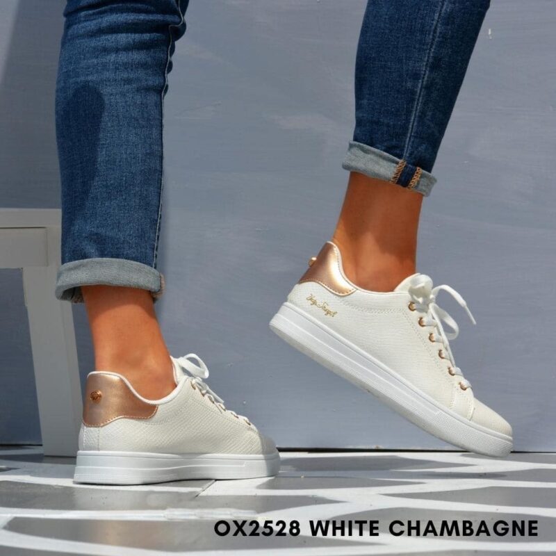 Sneakers for woman 2528 - 36, Μαύρο