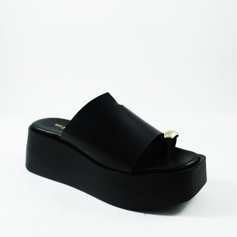 Flatforms Beatris 2001