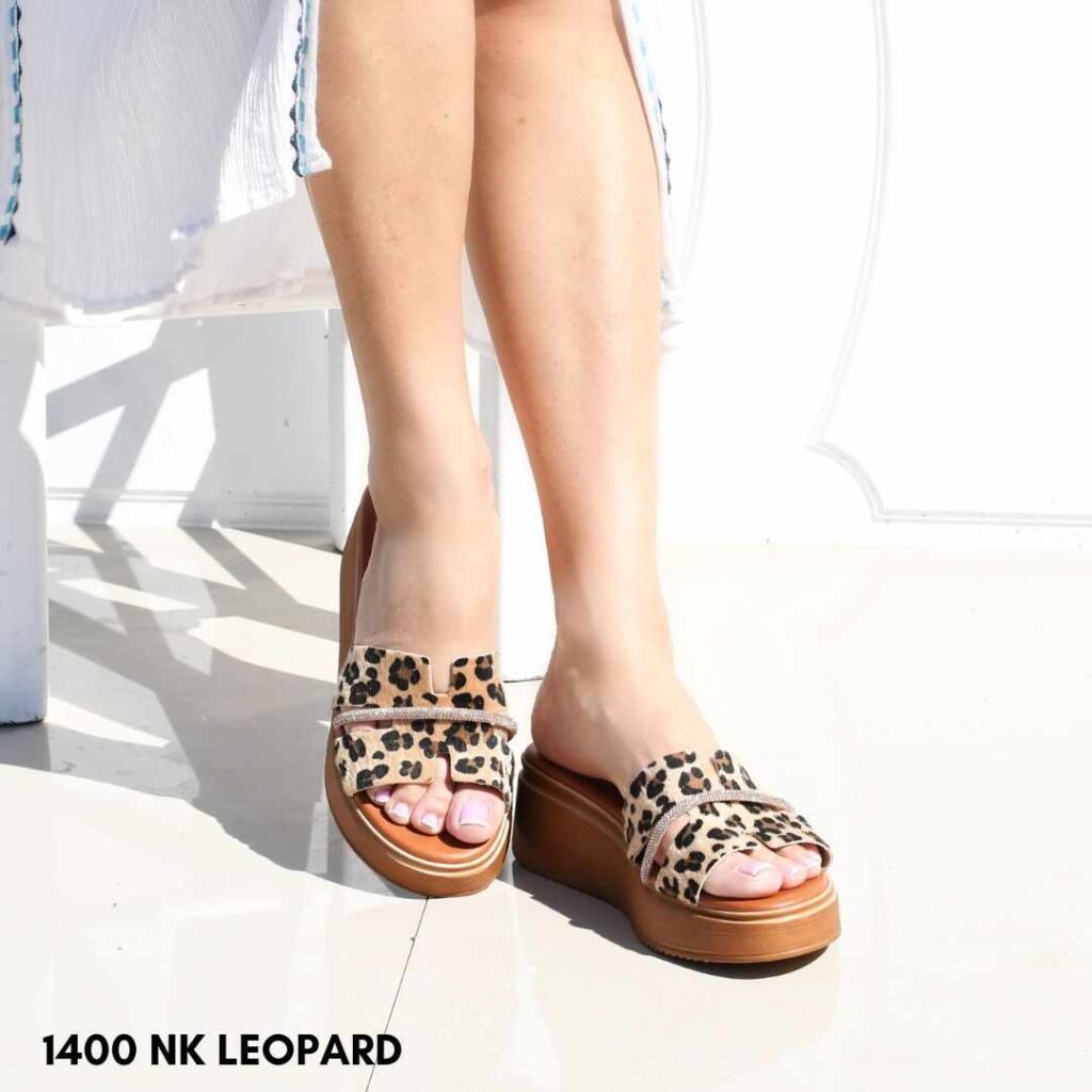 Women leather flatform sandals 1400 (Αντιγραφή)
