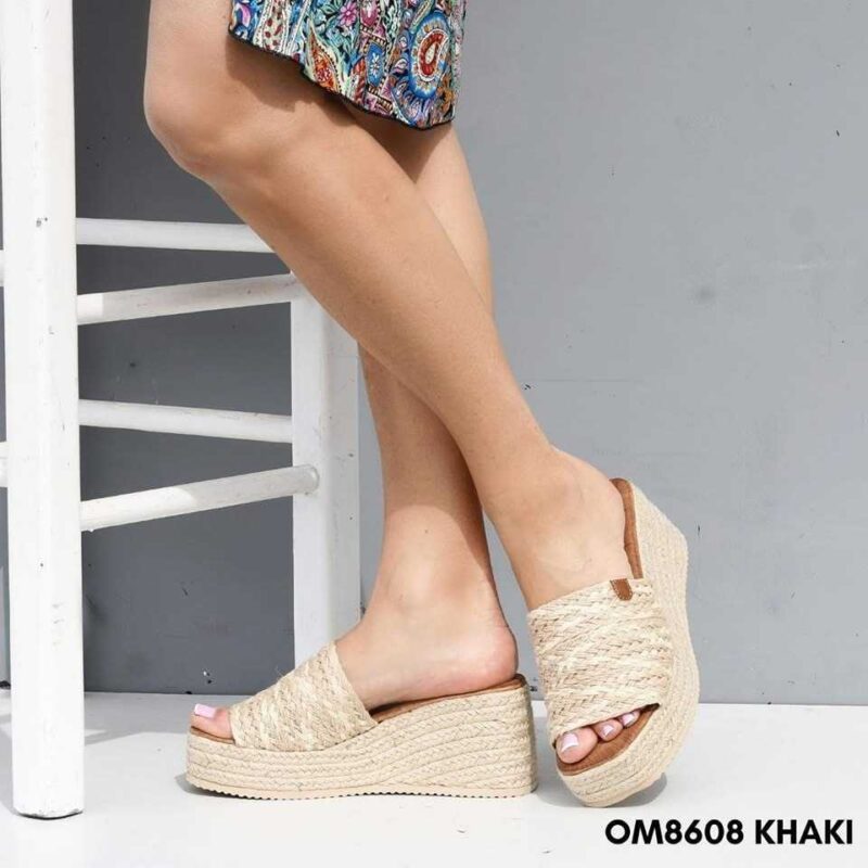 Women flatforms 8668