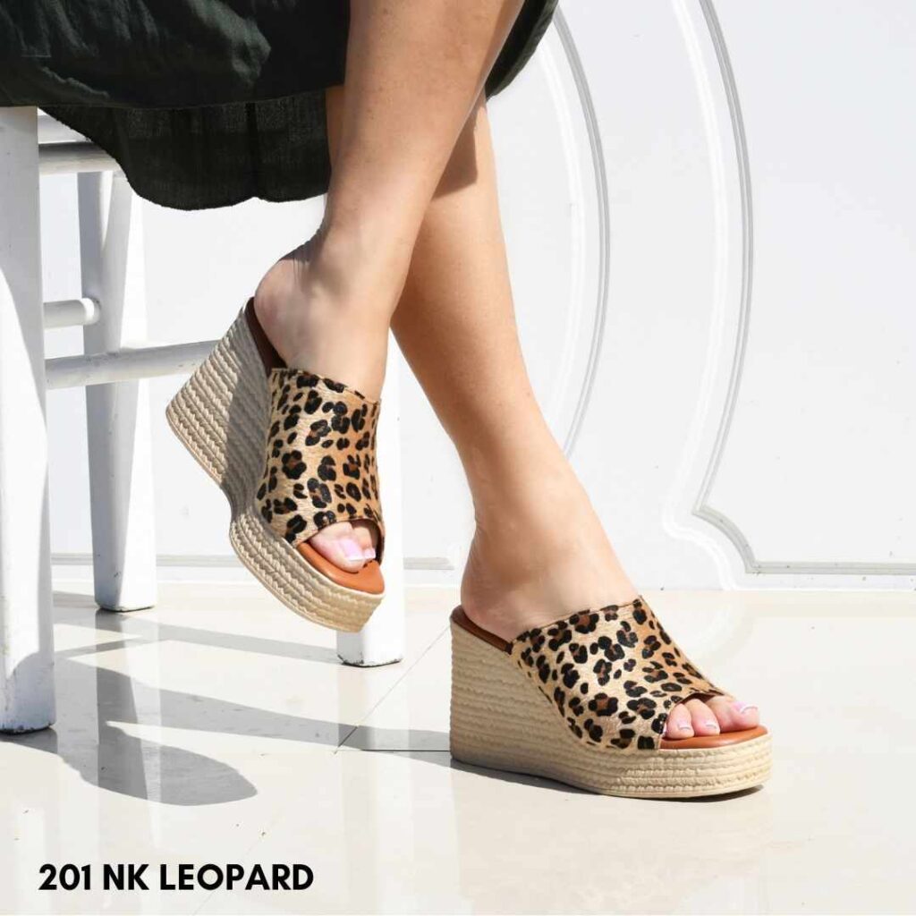 Women leather flatform sandals 201 leopar