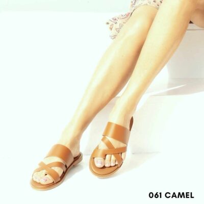 Leather flat sandals 1061