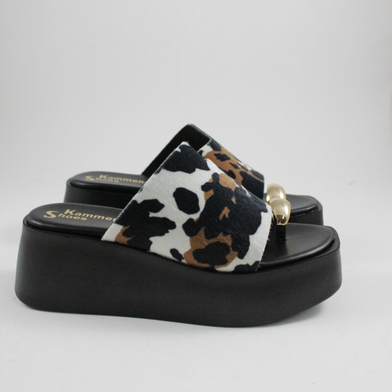 Flatforms beatris 2001 cow