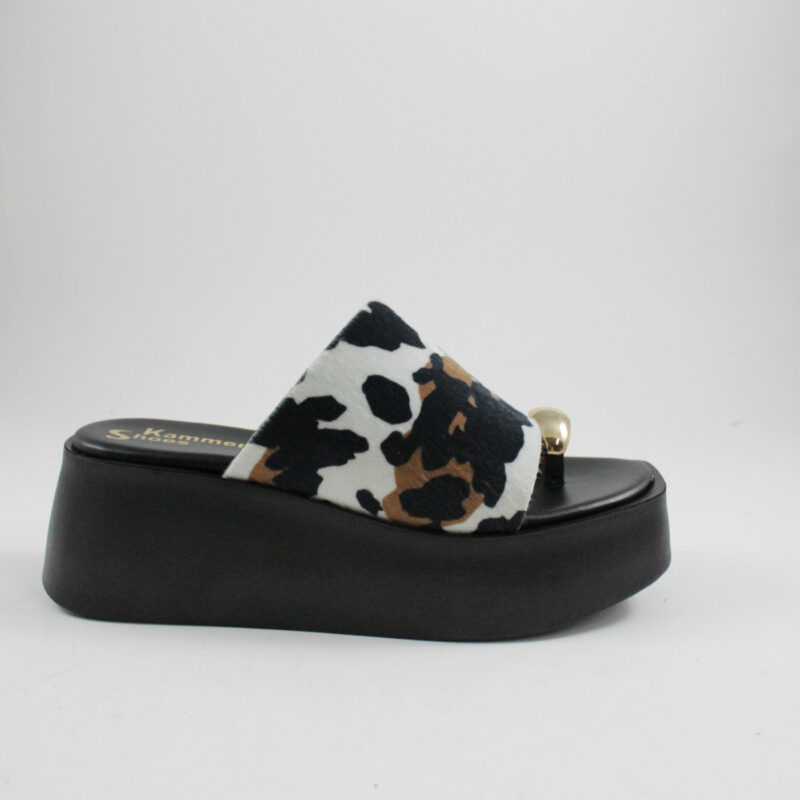 Flatforms beatris 2001 cow