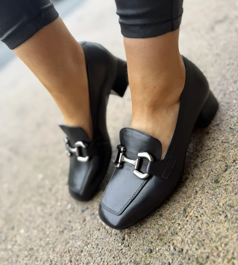 Tamaris loafers 24349 black