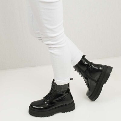 La coquette boots 23263 black pattent