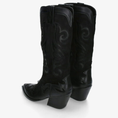 corina boots M5811