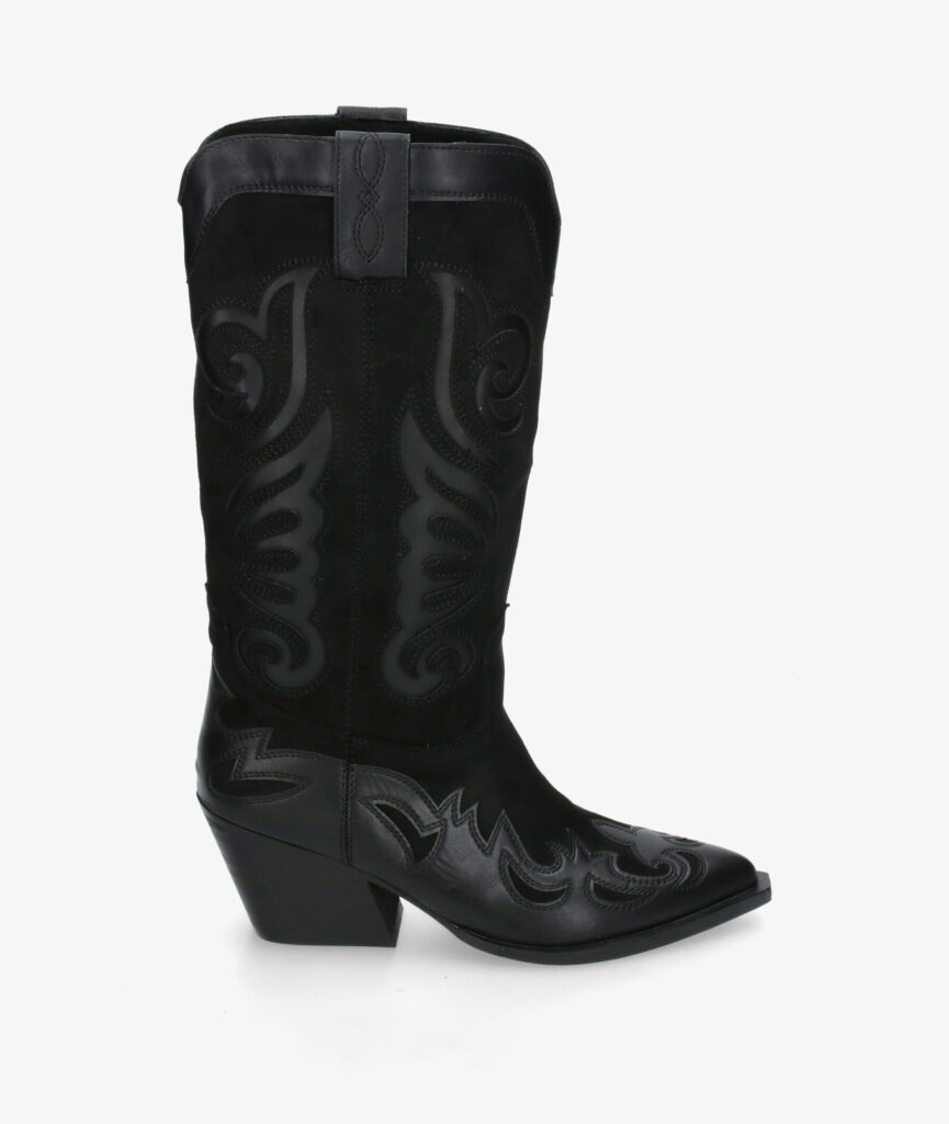 corina boots M5811