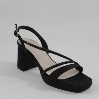 Πέδιλα Βeatris σε μαύρο χρώμα 9580