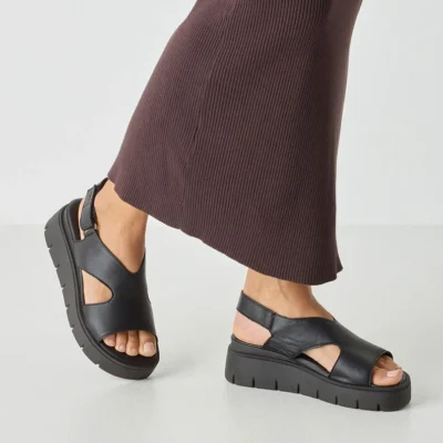 Tamaris Δερμάτινα Γυναικεία Σανδάλια Μαύρα 28305