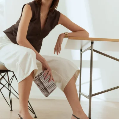 Tamaris Γυναικείο τσαντάκι με κλιπ - μαύρο 34324-100