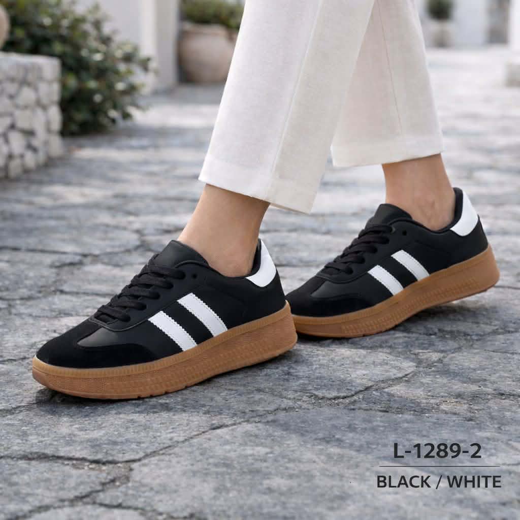 Γυναικεία sneakers 1289 λευκά με μαύρο (Αντιγραφή)