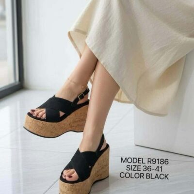 Γυναικείες πλατφόρμες 9186 μαύρες