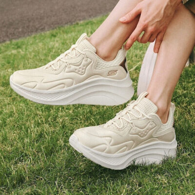 Γυναικεία sneakers SKECHERS Bobs Chaos RADIANT SHINE 117513_OFWT