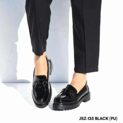 Γυναικεία Loafers σε Μαύρο Χρώμα jsz135 Λουστρίνι