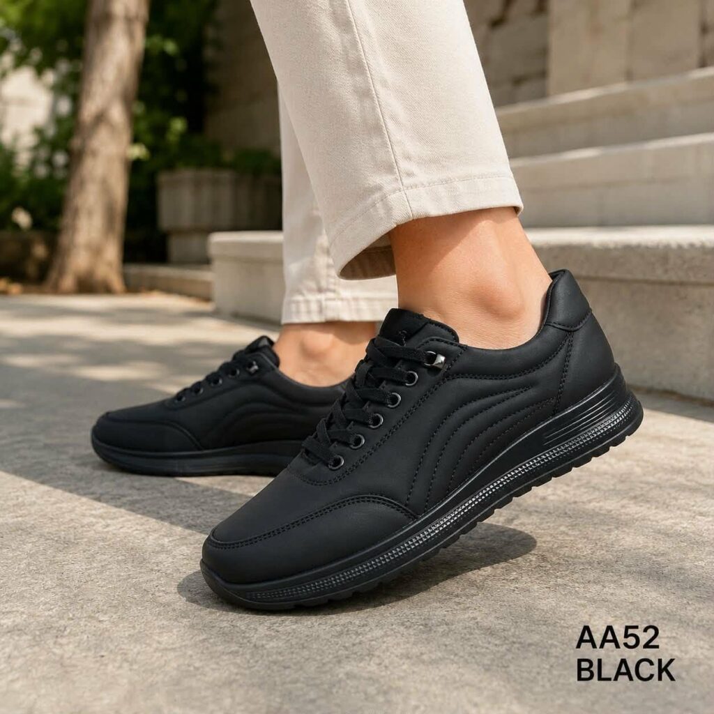 Γυναικεία sneakers AA52 MAYΡΟ