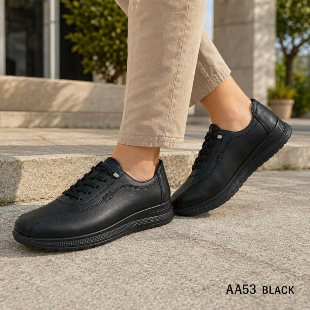 Γυναικεία sneakers AA52 MAYΡΟ (Αντιγραφή)